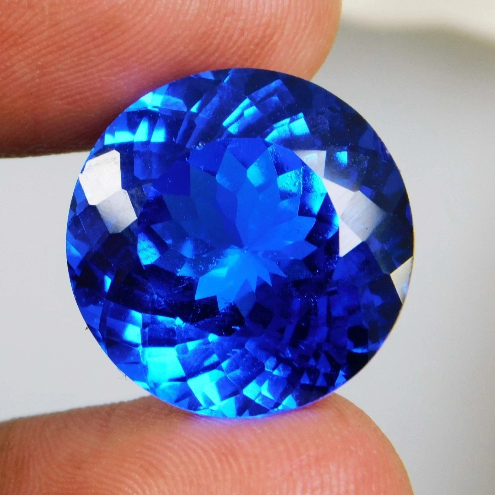 Certified 10 Ct+ AAA+ Natural Lustrous Blue Tanzanite Round Cut Loose Gemstone