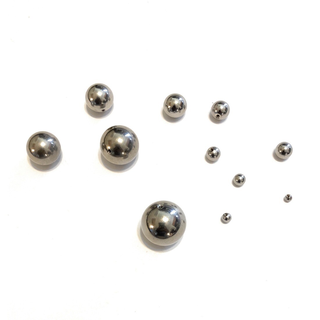 Surgical Steel 3 4 5 6 7 8 10 12 14 16 & 18mm SCREW ON SPARE BALLS 14g Threads.