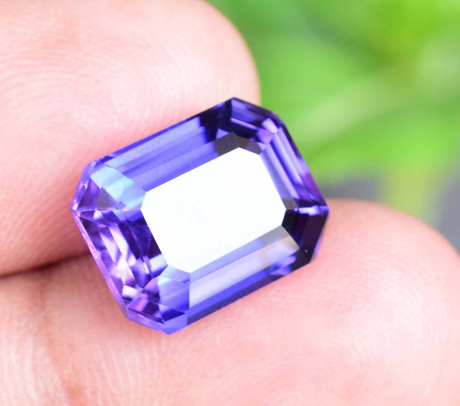 Natural Boysenberry Sapphire 9.45 Ct AGL Certified Stunning Loose Gemstone