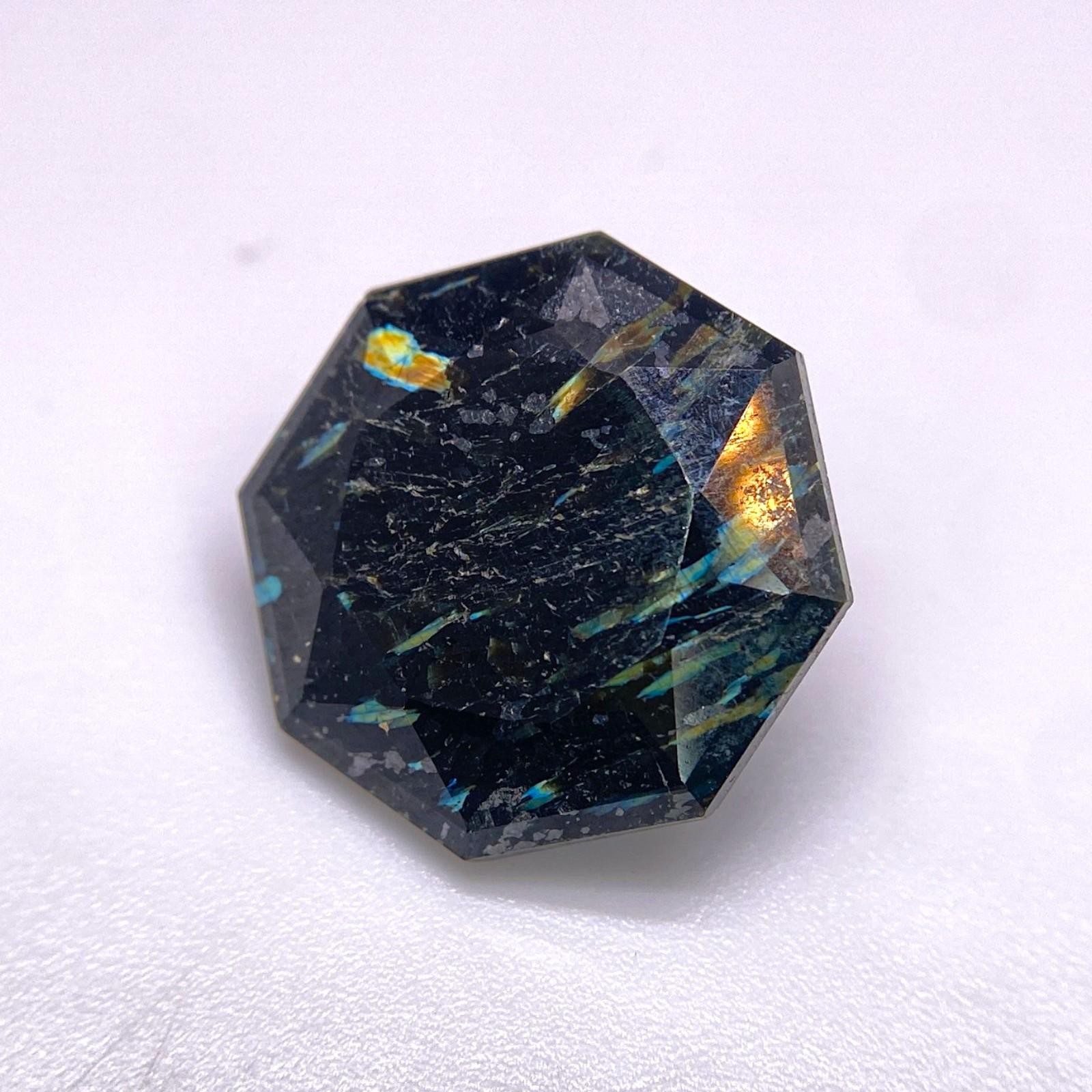 17.77 ct NUUMITE – GREENLAND – Natural Rare Untreated Faceted – FREAKINGCAT