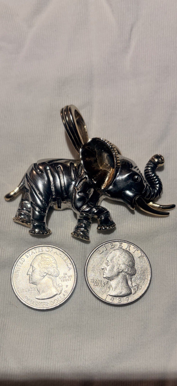 Silver Tone Elephant Charm Pendant, Metal, No Stone Animals & Insects Theme