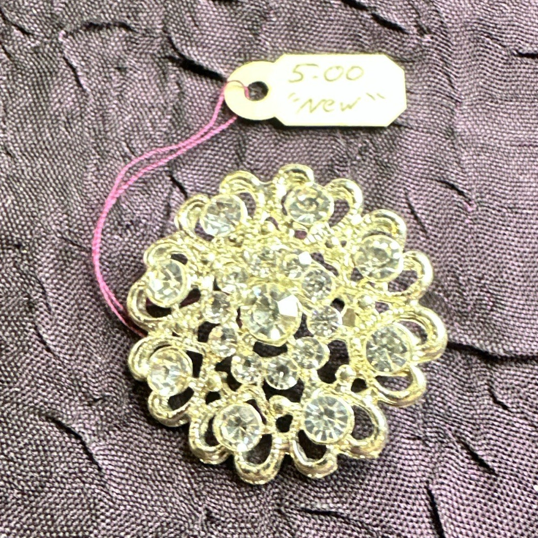 Silver Clear Round Cluster Rhinestone Brooch Pin Metal Jewelry Accessory