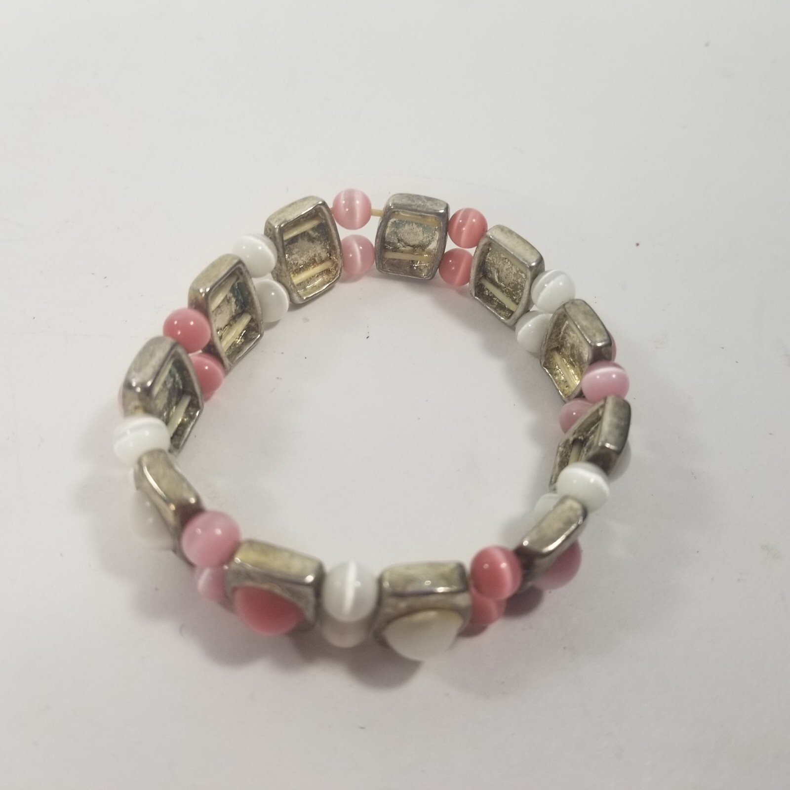 Vintage White Pink Silver Tone Bead Stretch Bracelet