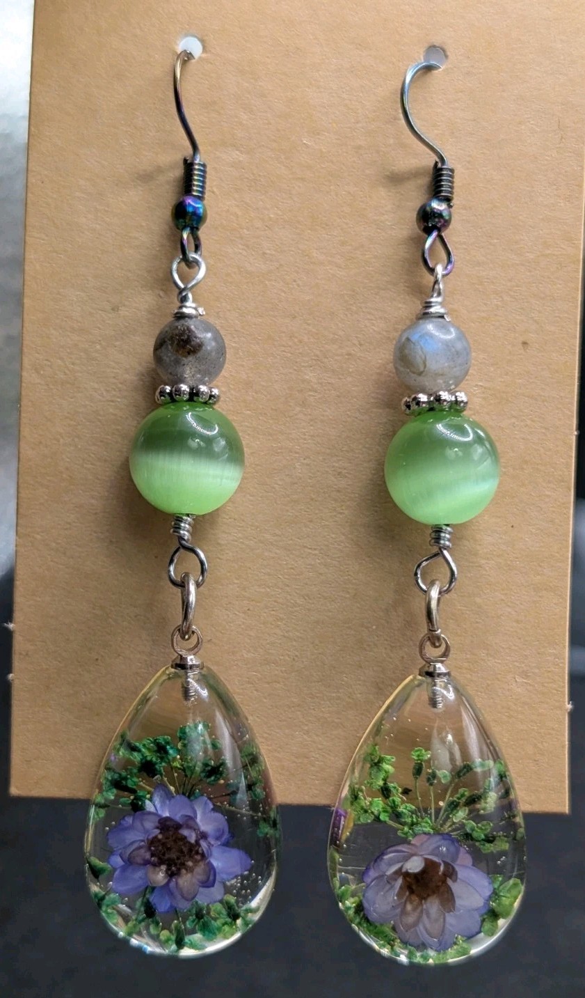 Women’s Flower Stylish Boho Mixed Beaded Drop Dangly Hook Earrings 💙💚🤍🤎