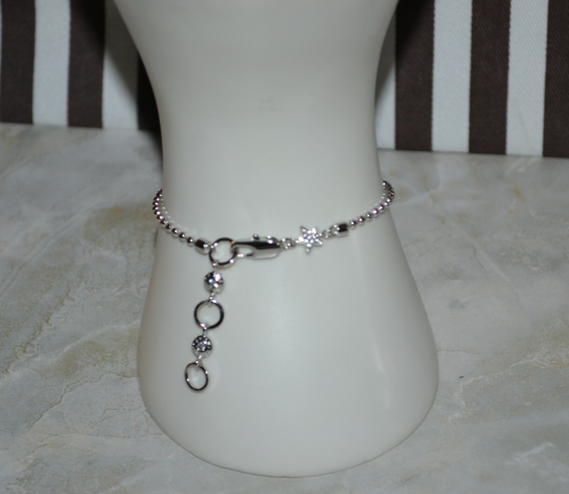 Henri Bendel Chain Bracelet Saturn Pearl Charm