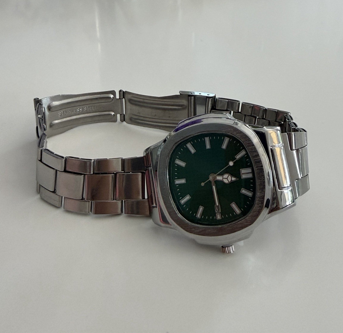 Quartz Analog Watch Green Dial SS Bracelet Cushion Case Stick Indices