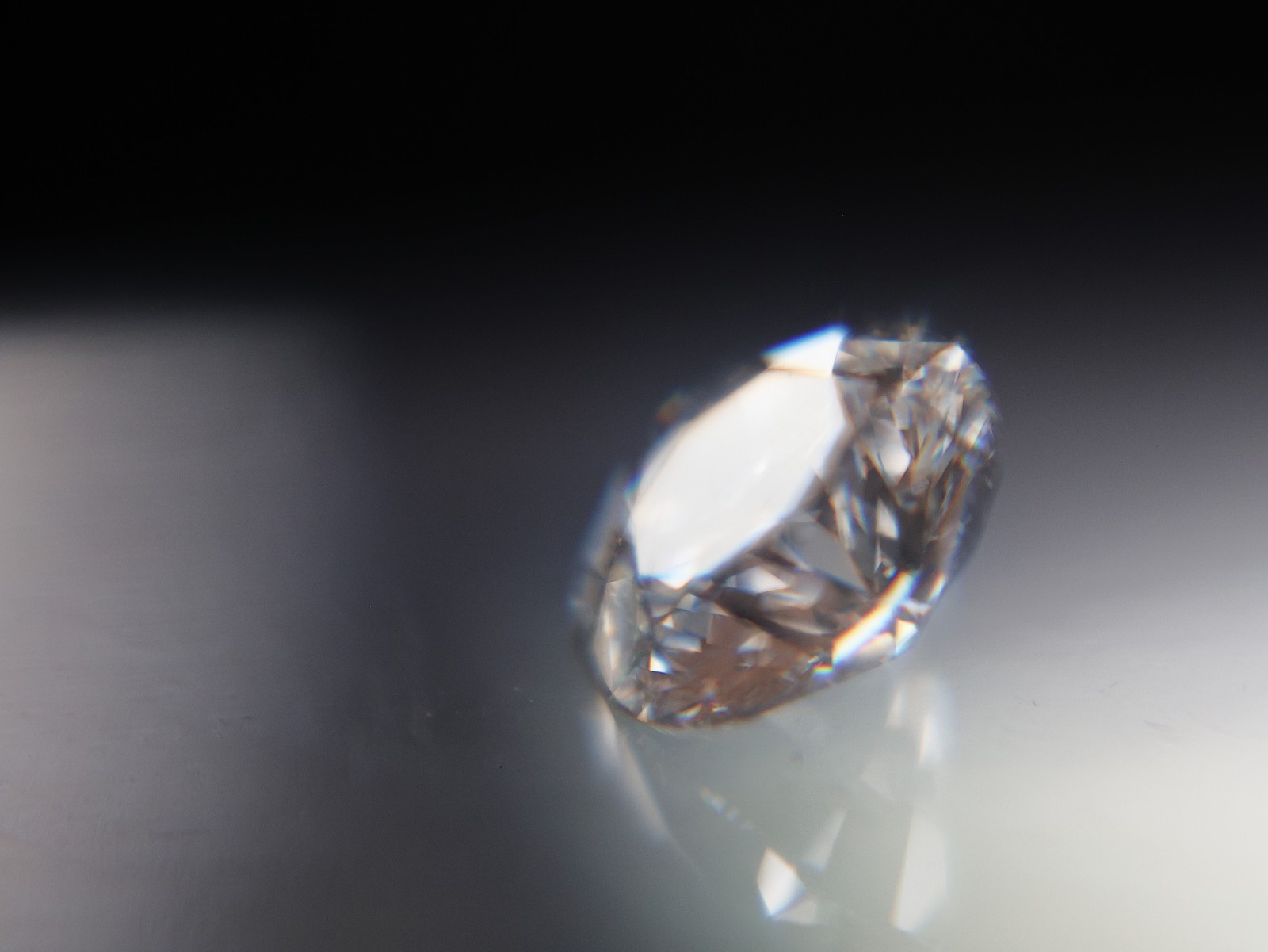 IGI Certified!!! 3.05ct, Internally Flawless, Color D, Cert # LG684502636, (CVD)