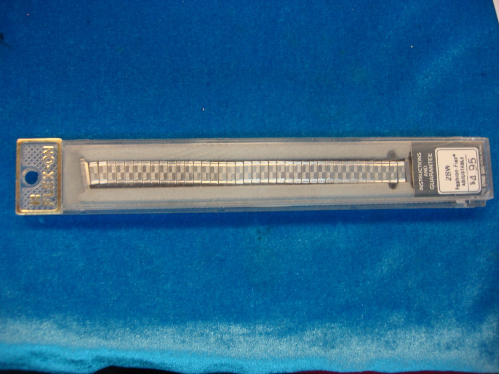 VINT. FLEX-ON BY KREISLER -SILVER TONE STAINLESS WATCH BAND – NOS – 9 – 12 MM