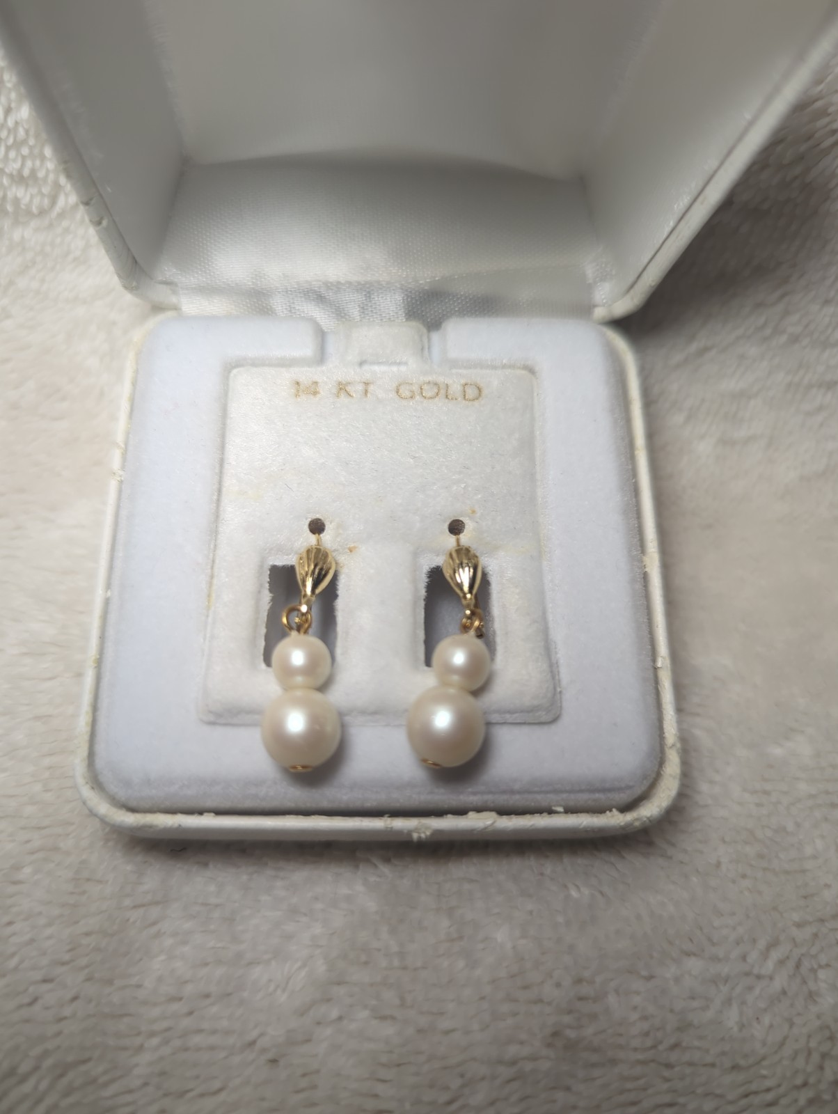 14 Karat Gold Dangly Pearl Earrings