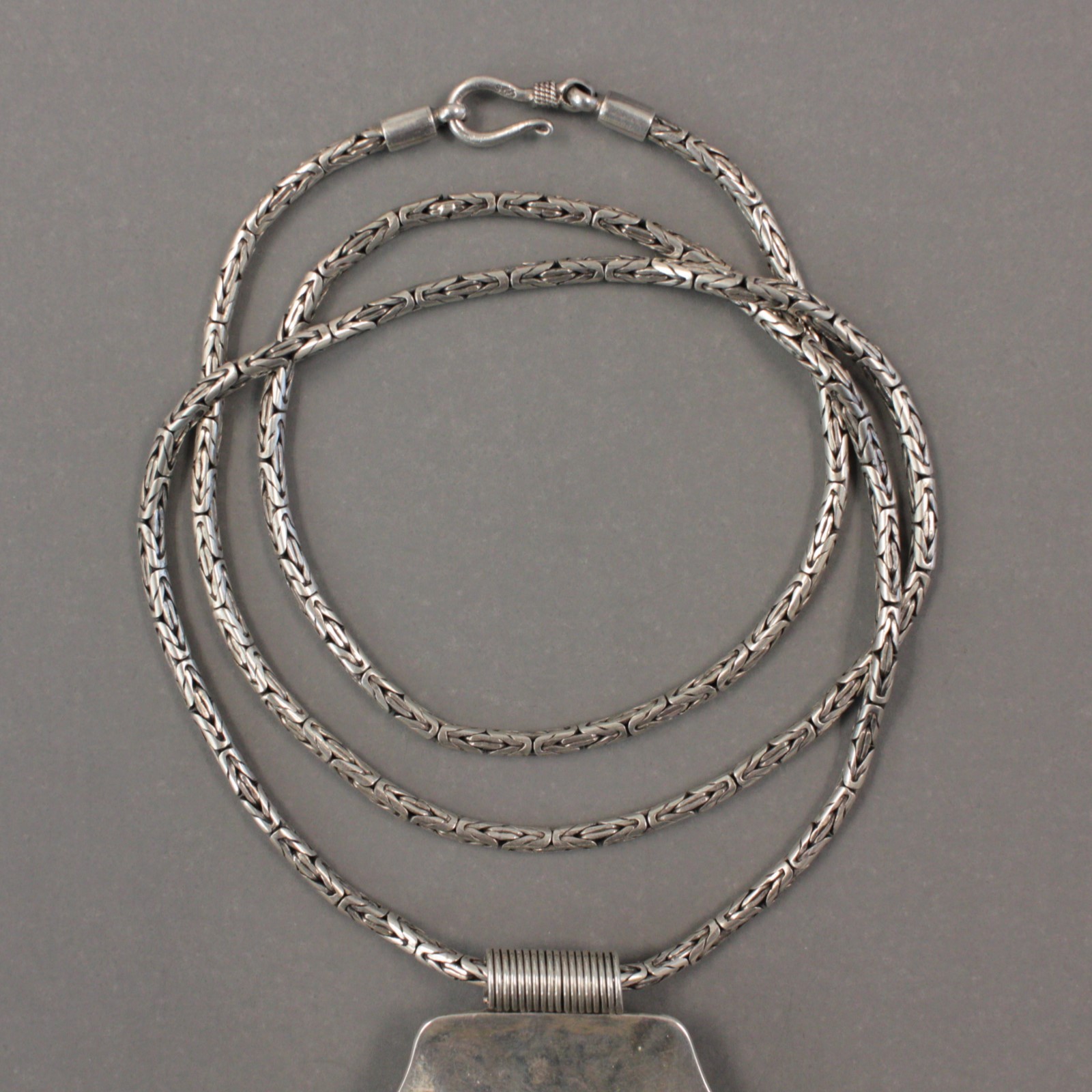 Balinesia Sterling Silver & Paua Shell Pendant with 28″ Borobudur Chain Necklace