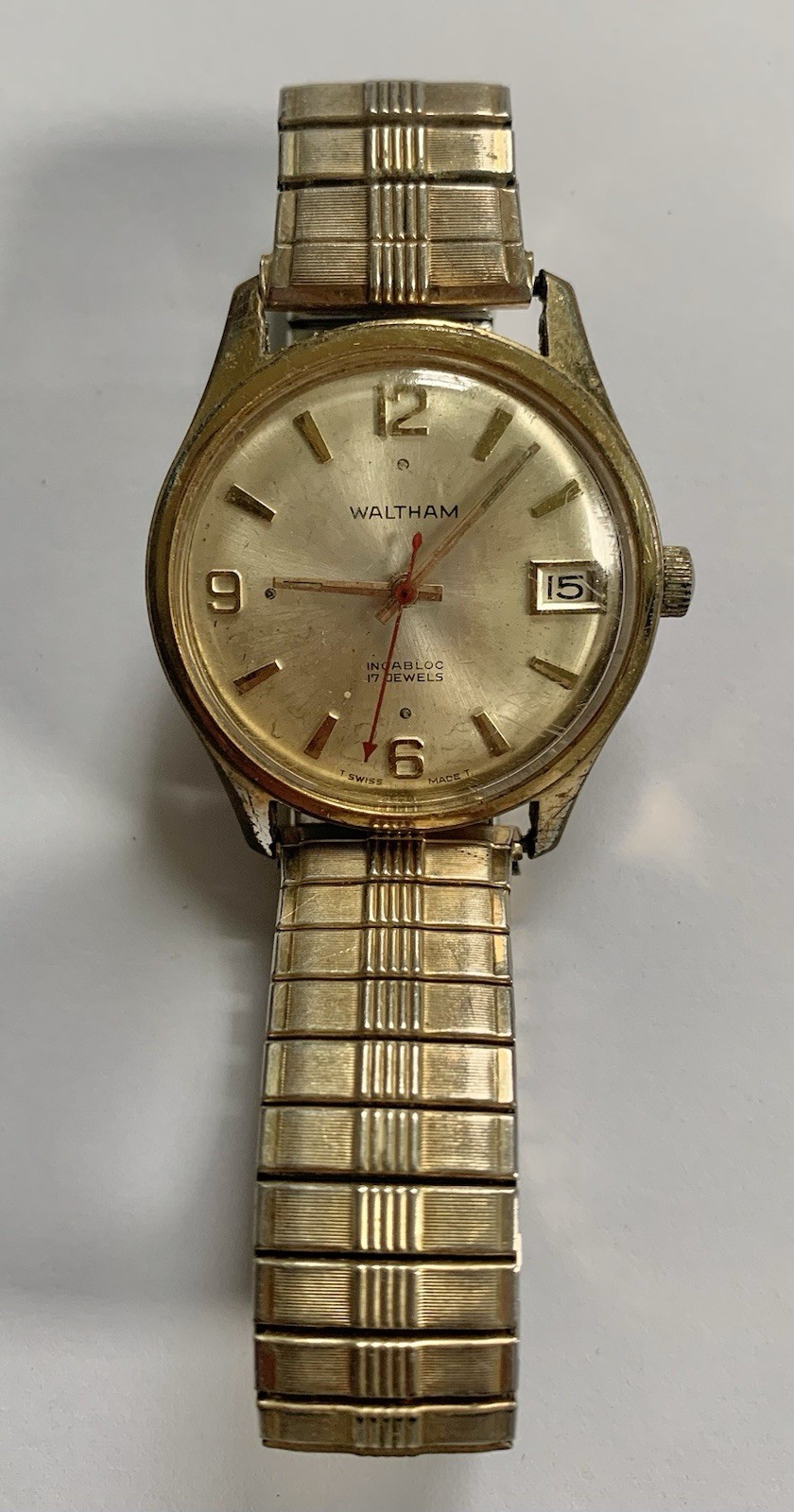Vintage Waltham Mens Watch Gold Tone 17 Jewels Swiss Made Manual Wind Up