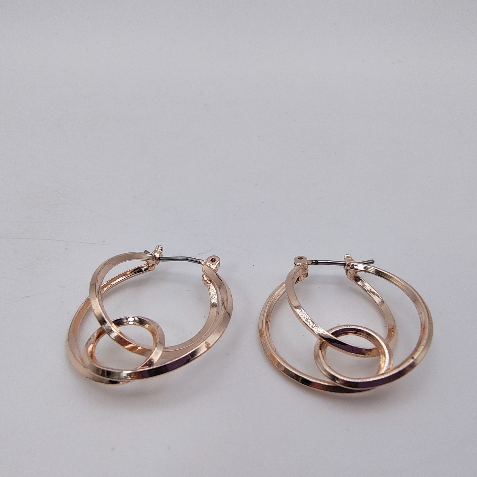 Interlocking Circle Hoop Earrings Rose Gold Tone Chic Minimalist Sculptural