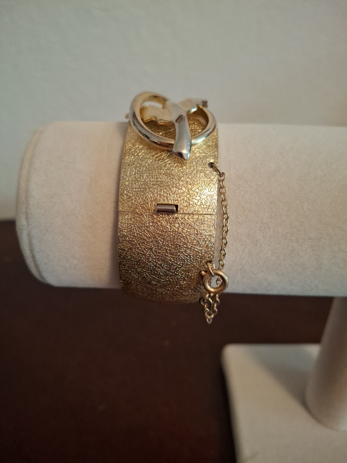 Vintage Rare Whiting & Davis Bracelet Gold Leaf Design With Safety Chain Size 7