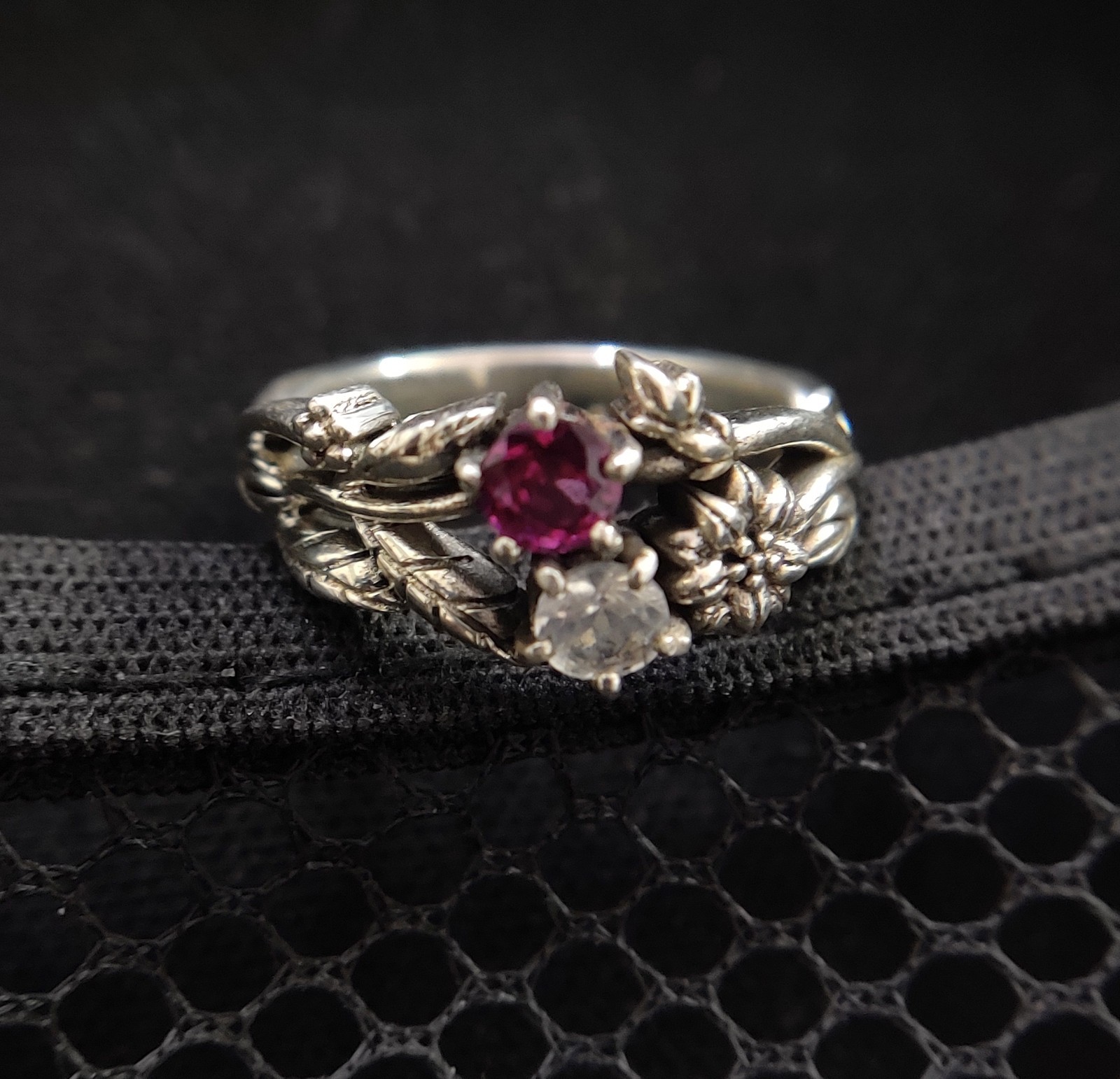 Nature Garnet Rainbow Moonstone 925 Silver Leaf Vine Floral Ring Wedding Band