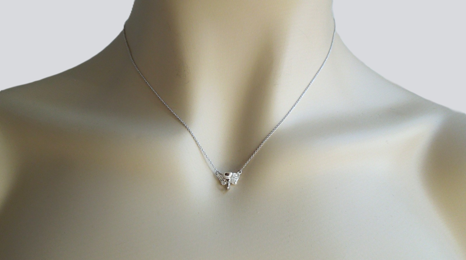 Monica Rich Kosann 18K White Gold & Diamond Elephant Luck Necklace $1,100 NWT