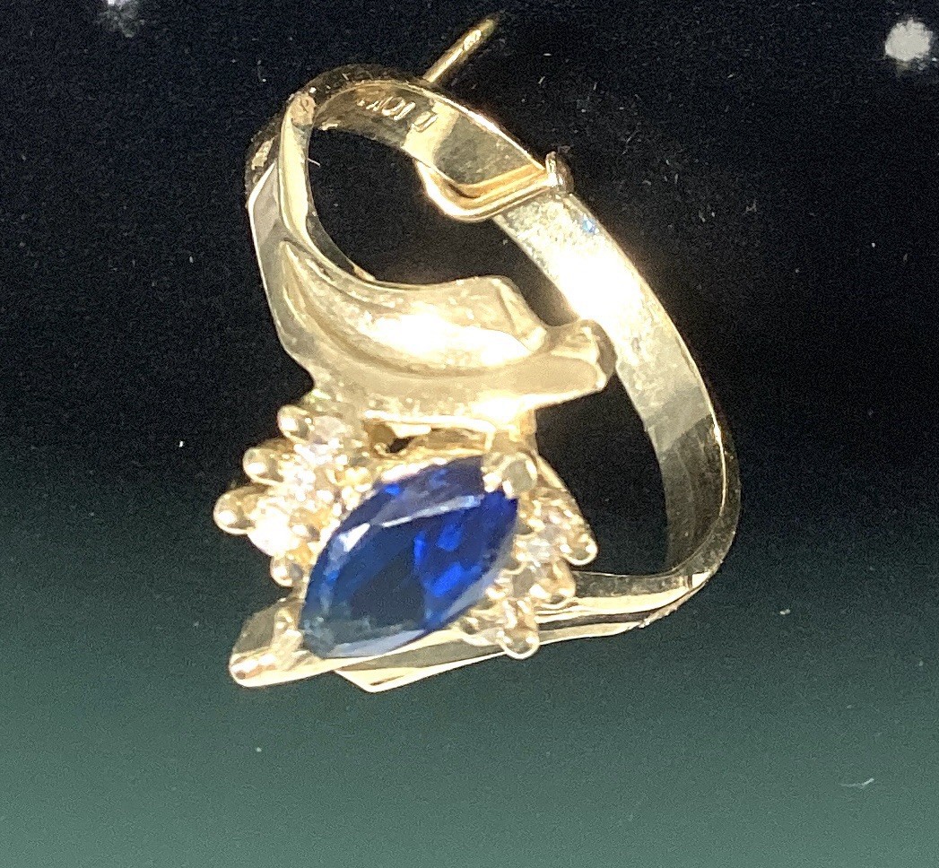 New 10KT stamped yellow gold marquise September birthstone ring women size 8.25