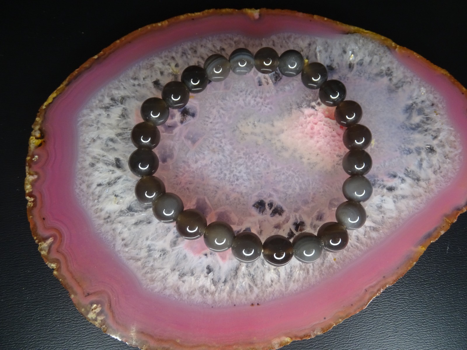 Gorgeous Southwestern Handcrafted Beaded Agate Stretch Bracelet 15.42g