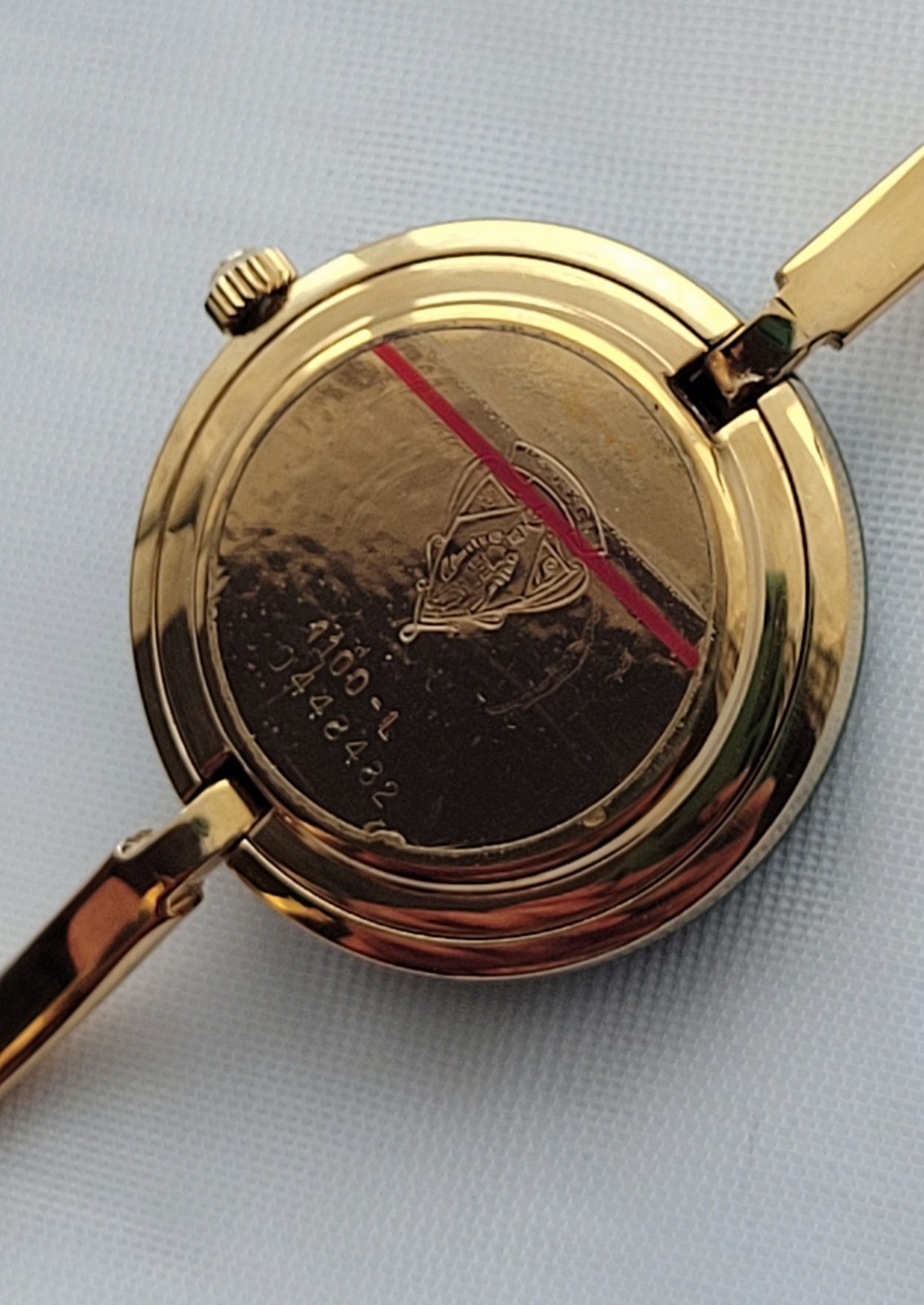 Gucci 1100-L Ladies💃Bangle Watch,Authentic,Scratch Free Crystal,Excellent,6″