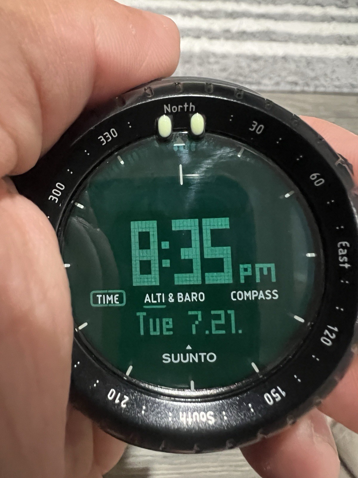SUUNTO Core All Black Digital Quartz Watch In Good Condition
