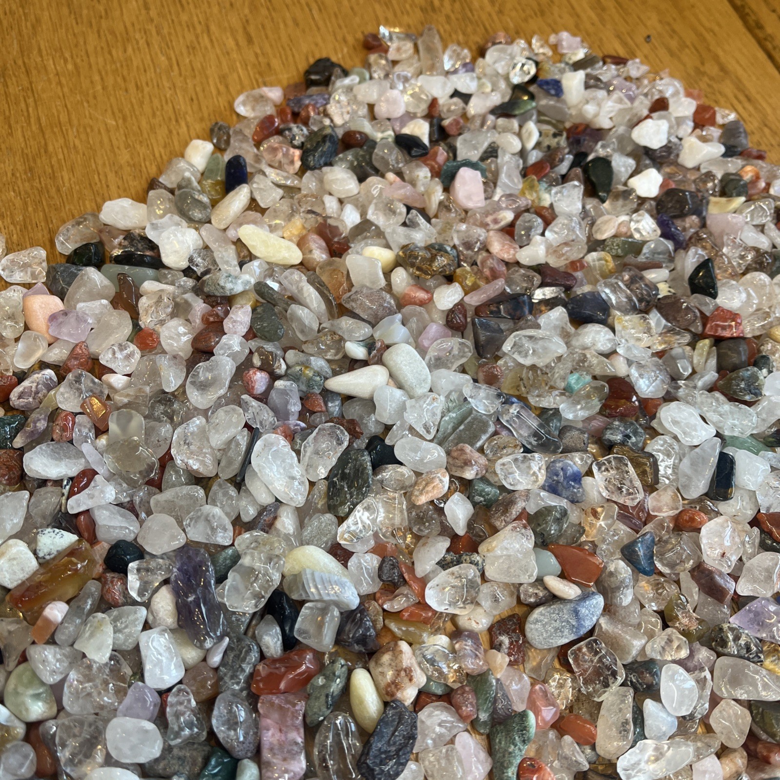 Small Mixed Crystals Mini Gemstones,Chips Ideal For Crafting 1.4 kg