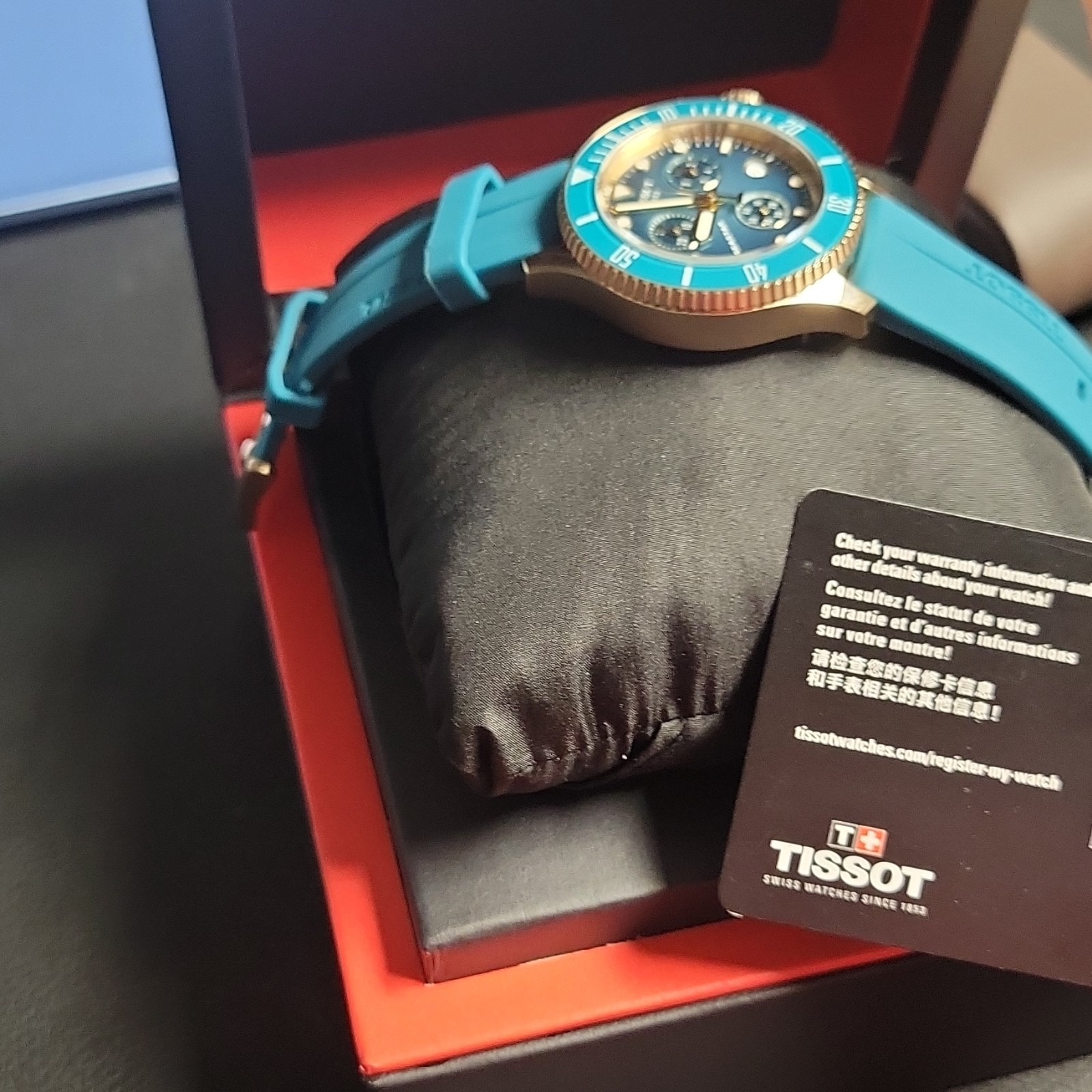Tissot Seastar Quartz Chronograph 45.5mm Blue Dial 300m Rubber Box Papers