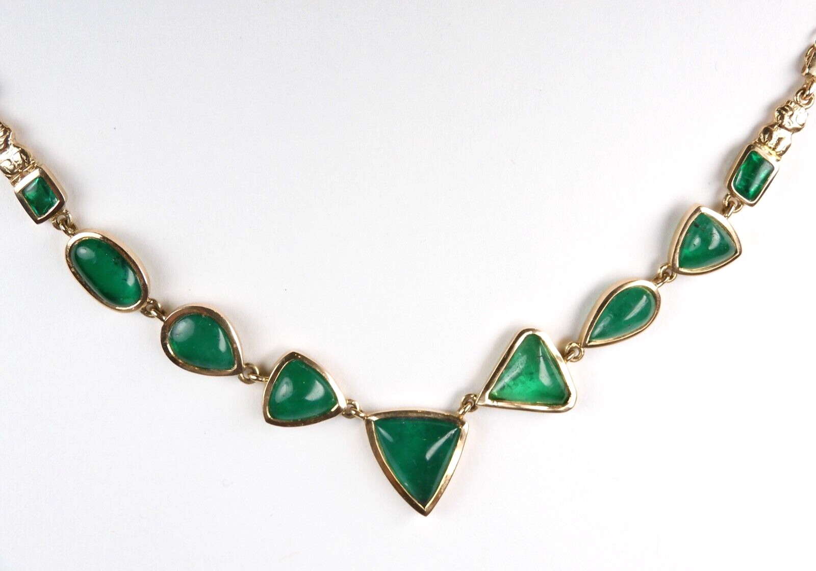 Colombian Emeralds Necklace 6.50 Cts 18K Yellow Gold Pre-Colombian Style Fine