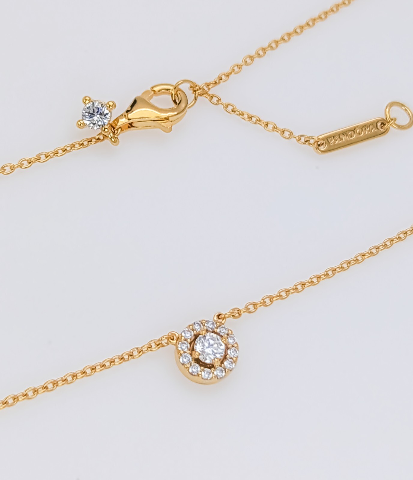 NEW 100% Authentic PANDORA 14k Gold Round Pavé Halo Pendant Necklace 363548C01