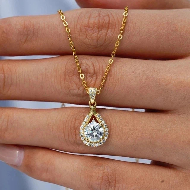 Women’s Beauty Pendant Lab Grown Diamond 2.00Ct Round Cut 14K Yellow Gold Plated