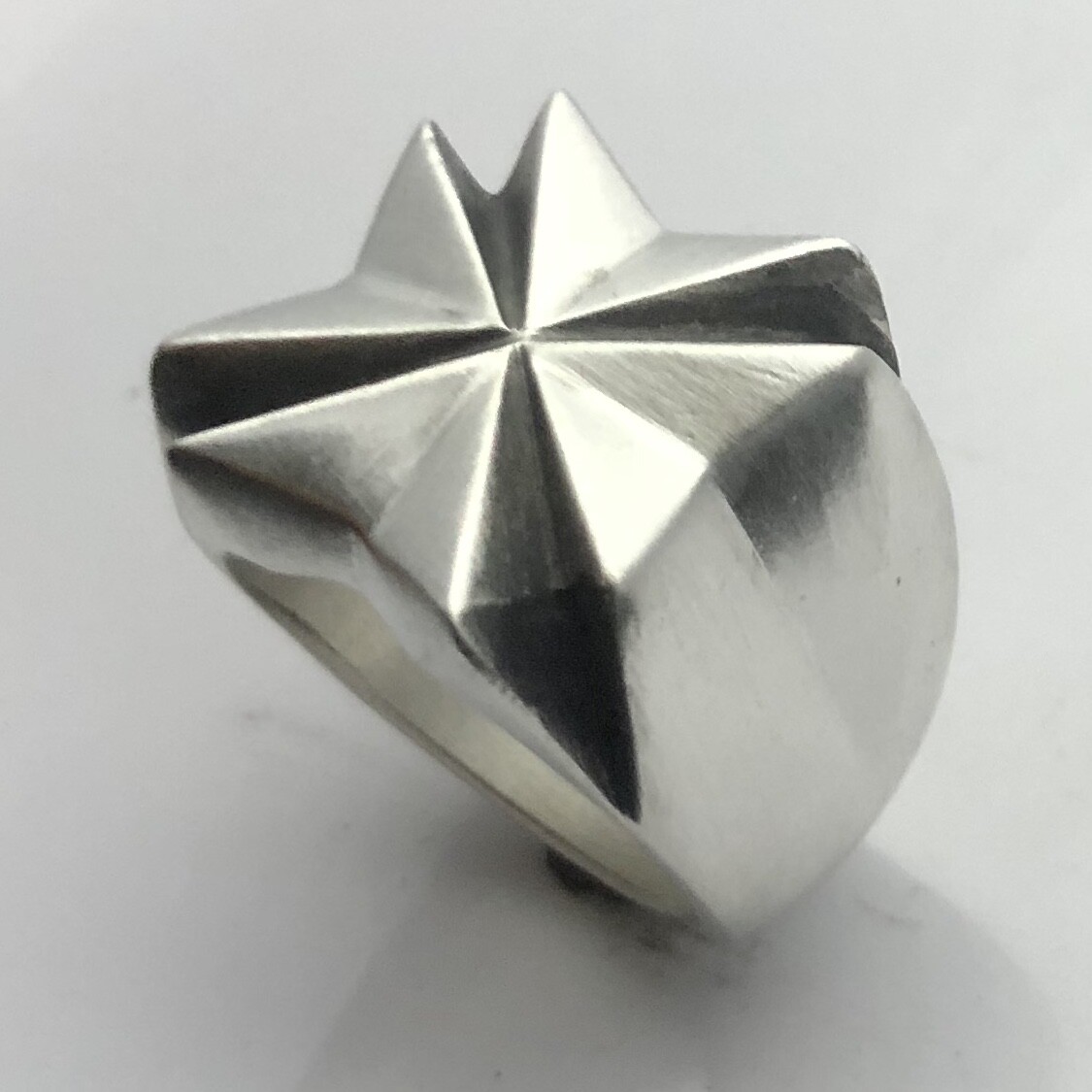 MJG STERLING SILVER.MALTESE CROSS RING. 21MM SQ. 38 GR. HARLEY. WARHAMMER