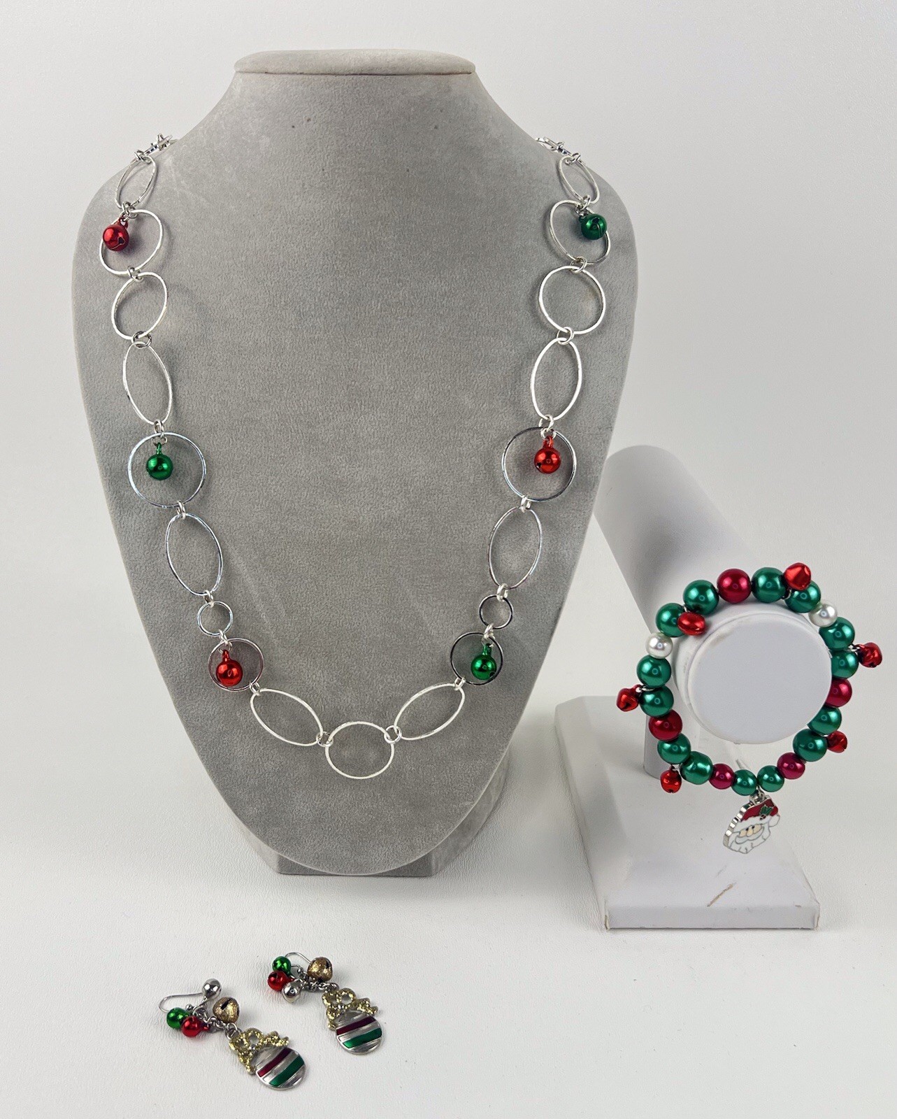 Christmas Necklace Bracelet Earrings Jingle Red Green 3 Pc Jewelry Set