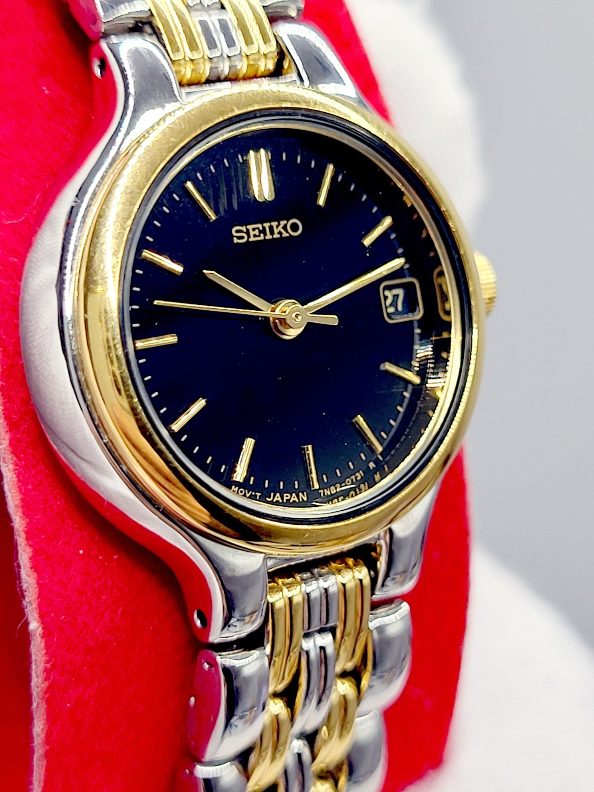 Seiko Watch Women 23mm Black Dial 1995 Two Tone Date Round 7N82-0228 New Battery