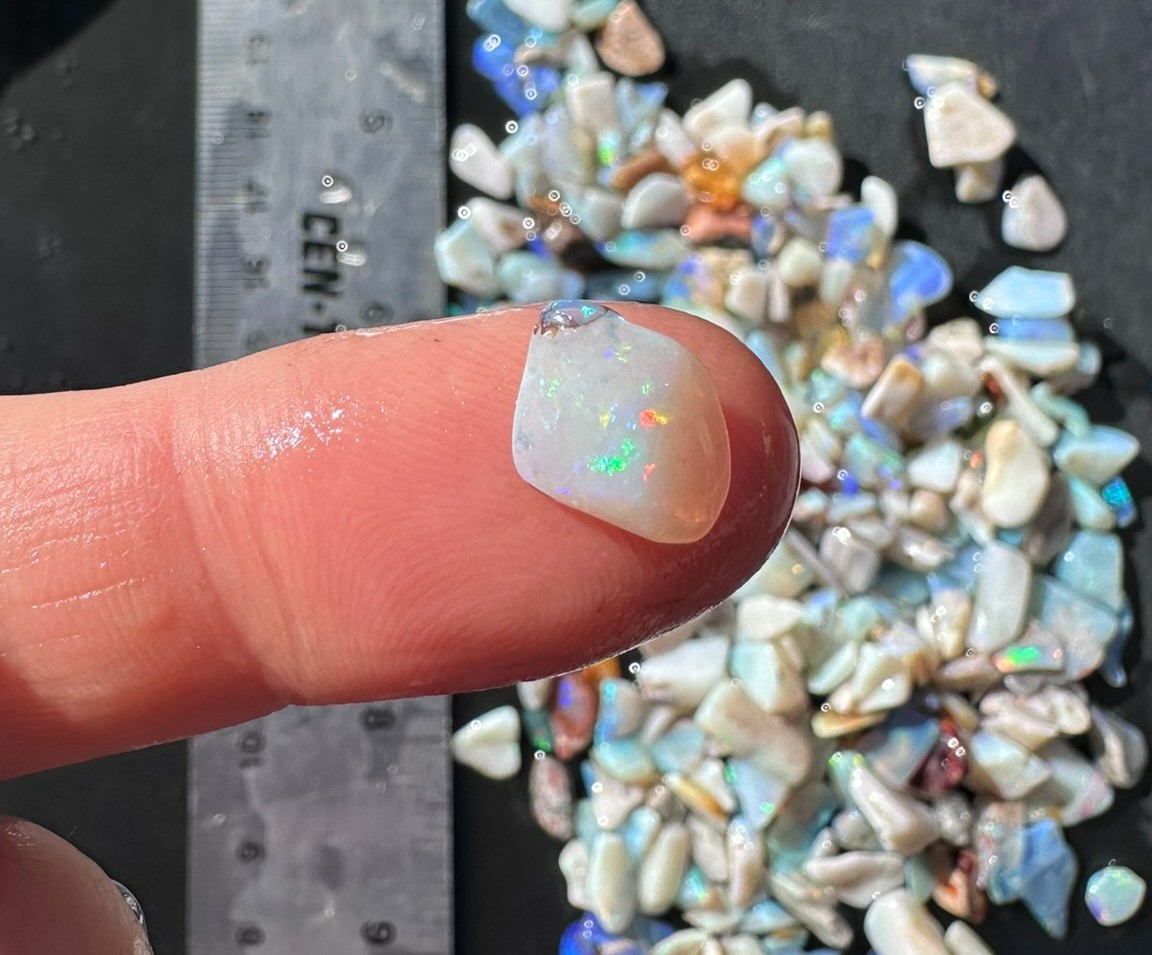 COLOR GUARANTEE Random Lot of 50 ct Tumbled Australian Opal Rough Crystal Opal