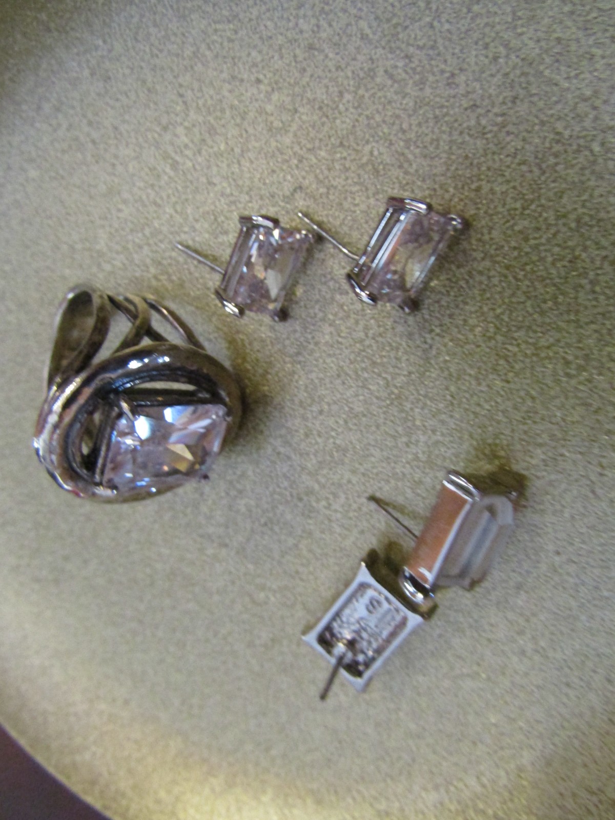 Large Cubic Zirconia Israel sterling ring size 10/2 pair earrings VGC