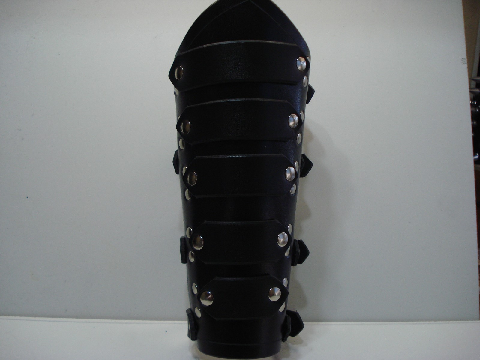 LEATHER UNISEX VIKING LEATHER GAUNTLET.BLACK METAL.(MDLUG0263)…… MYSTICUM
