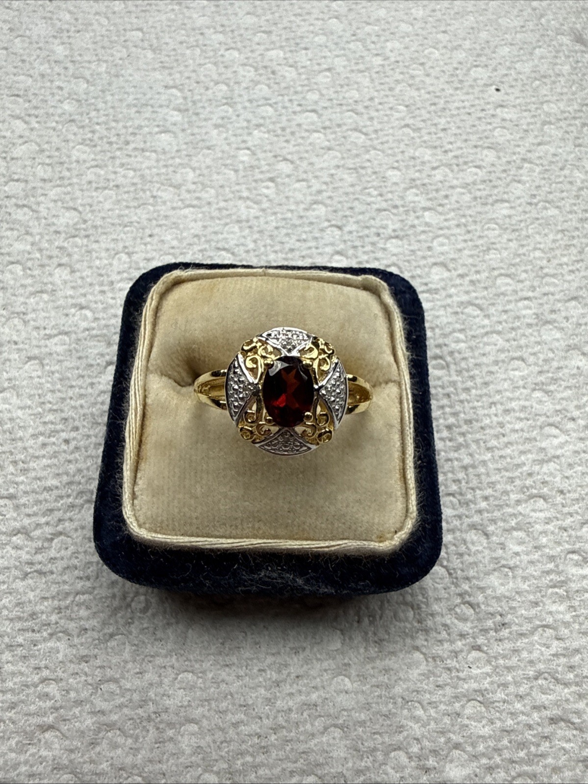 Sterling Garnet & Gold Vermeil Ring SZ 6.5 – 2.4 Grams