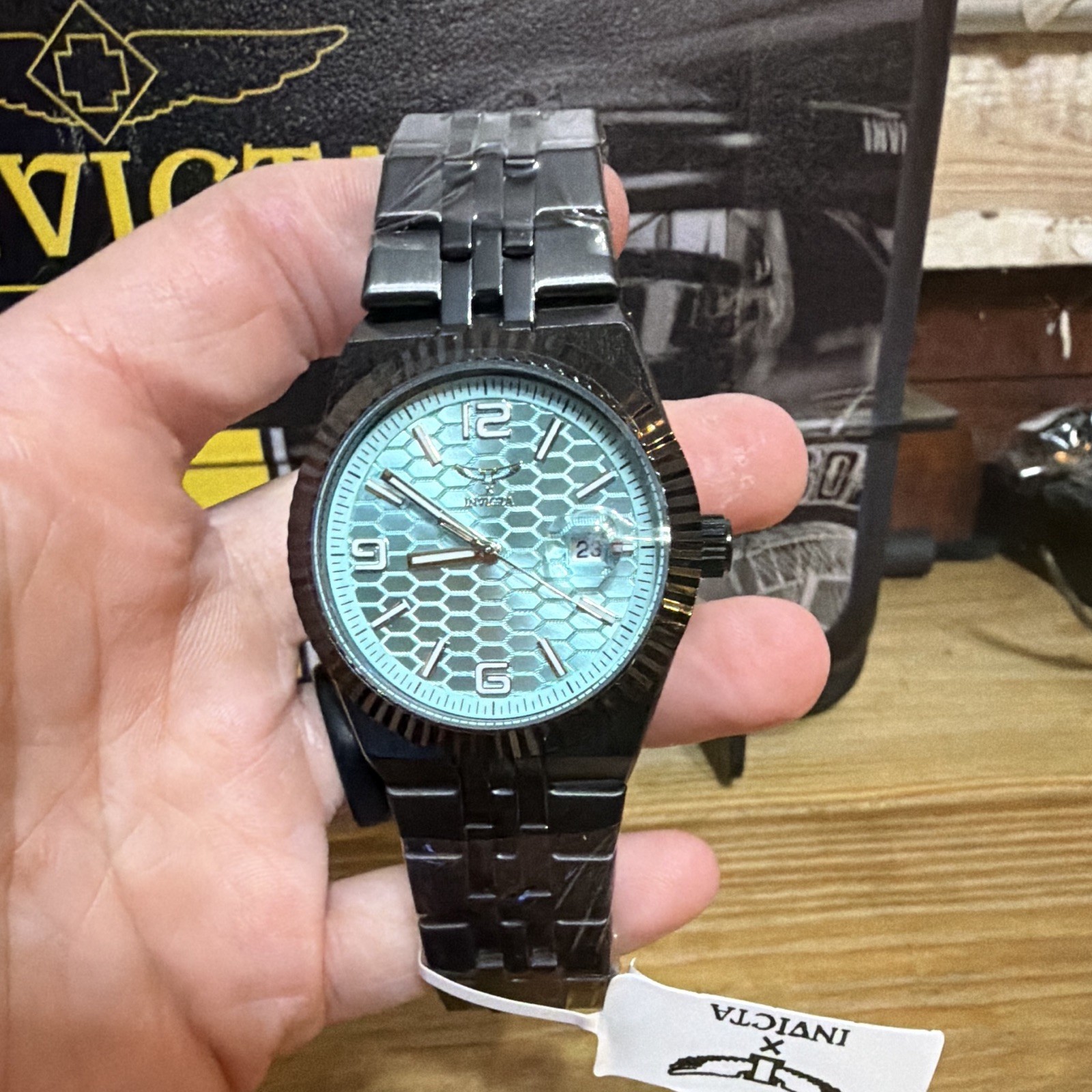 Invicta Men’sBlack Stainless Steel Bracelet Watch Blue Textured Dial Date Box