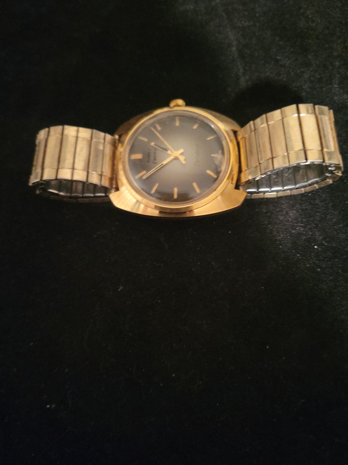 Vintage 1970s Mens Timex Electric Dynabeat Wristwatch Gold Plated, Gradient Dial