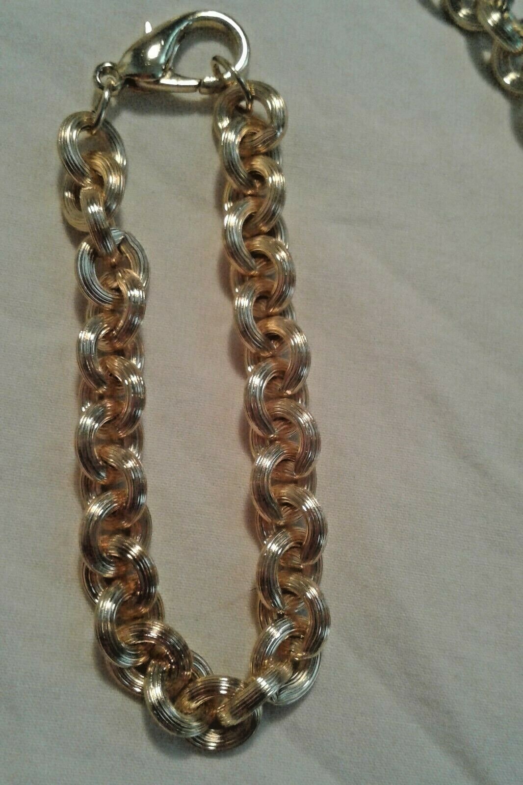 Retro Gold-tone Anchor Link Necklace & Bracelet Set – BEAUTIFUL!
