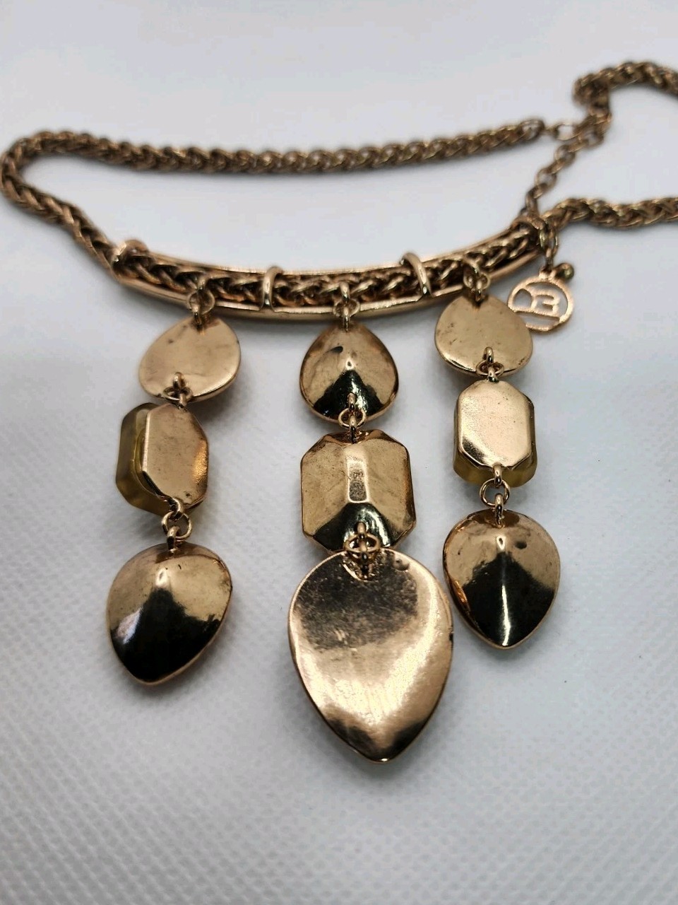 Erica Lyons Gold Rope Chain Statement Necklace Cream Champagne Resin Drop Bib