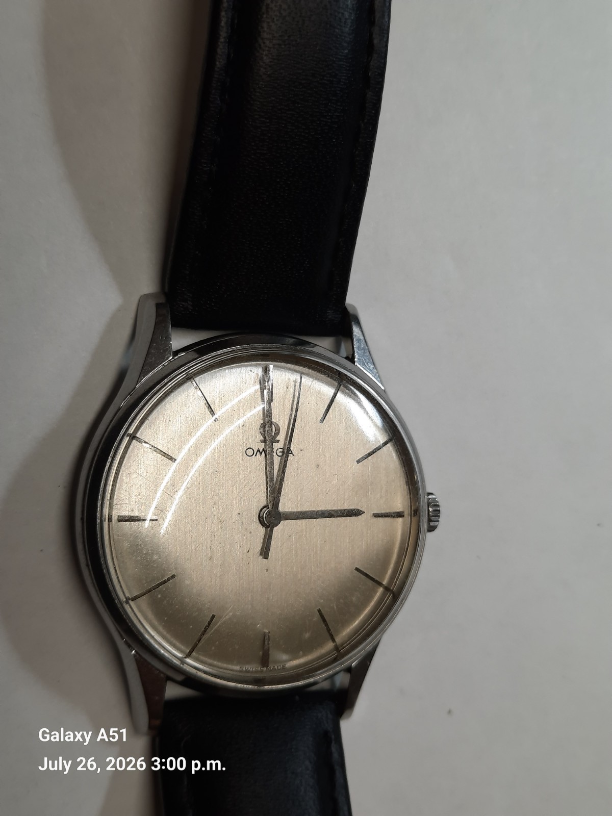 VINTAGE OMEGA GENEVE 17J, MAN WIND, RUNS