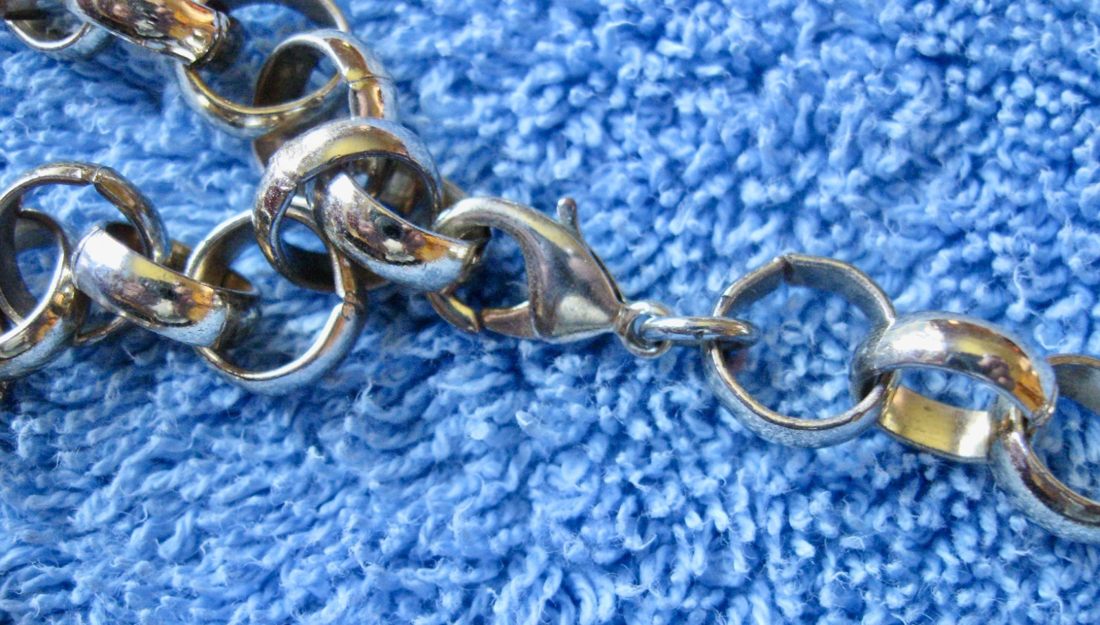 Chain & Beaded Orange & Blues Necklace “T” Logo 19″ Drop w/Metal Tassel Lobster