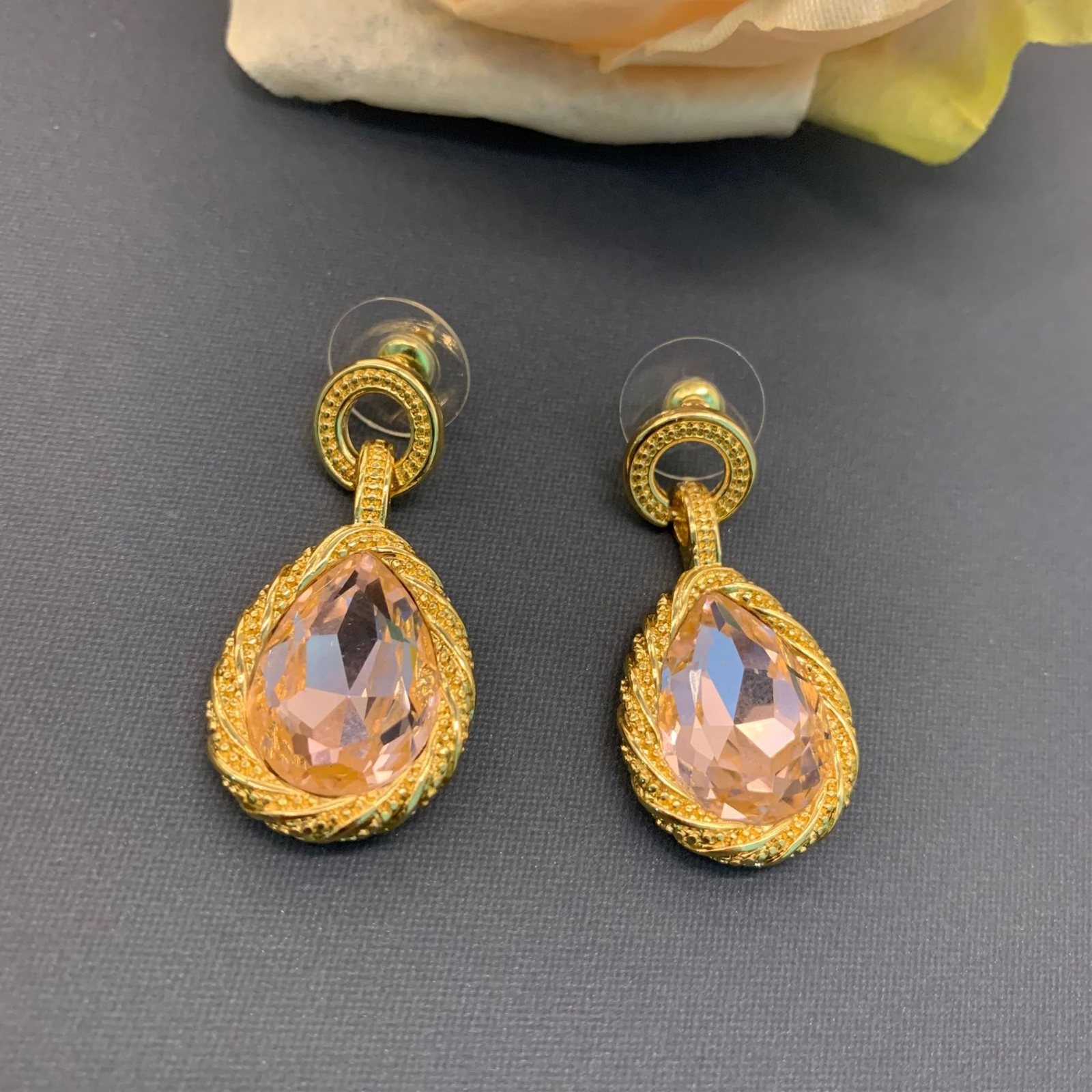 Fashion Fresh And Sweet Water Drop Pendant Earrings Stud Exquisite Jewelry Gifts