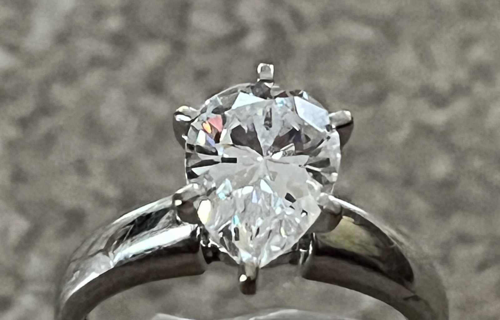 14K 2CT Pear Diamonique Ring~Solid 3gm! Sz 6- ECU!