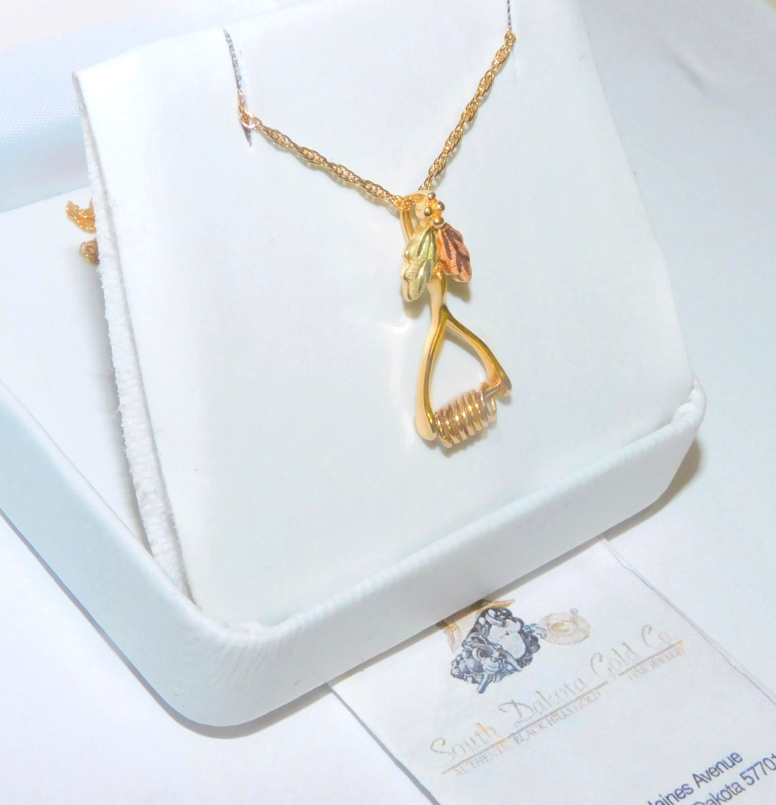Black Hills Gold 10k Wish Ring Wishbone Pendant Necklace