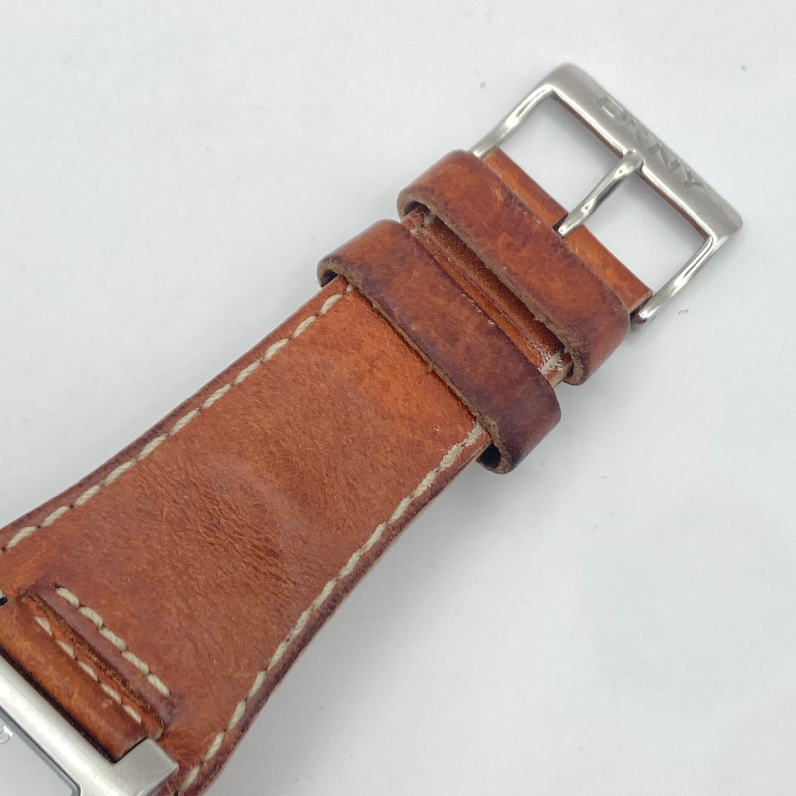 DKNY Women’s Watch 24mm Silver Tone Brown Leather Cuff 30M Tank New Battery 8″