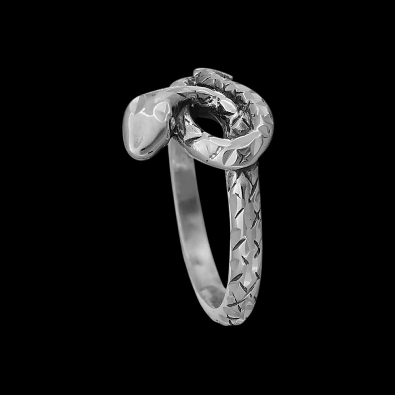 Diamond Cut Intertwined Snake Ring