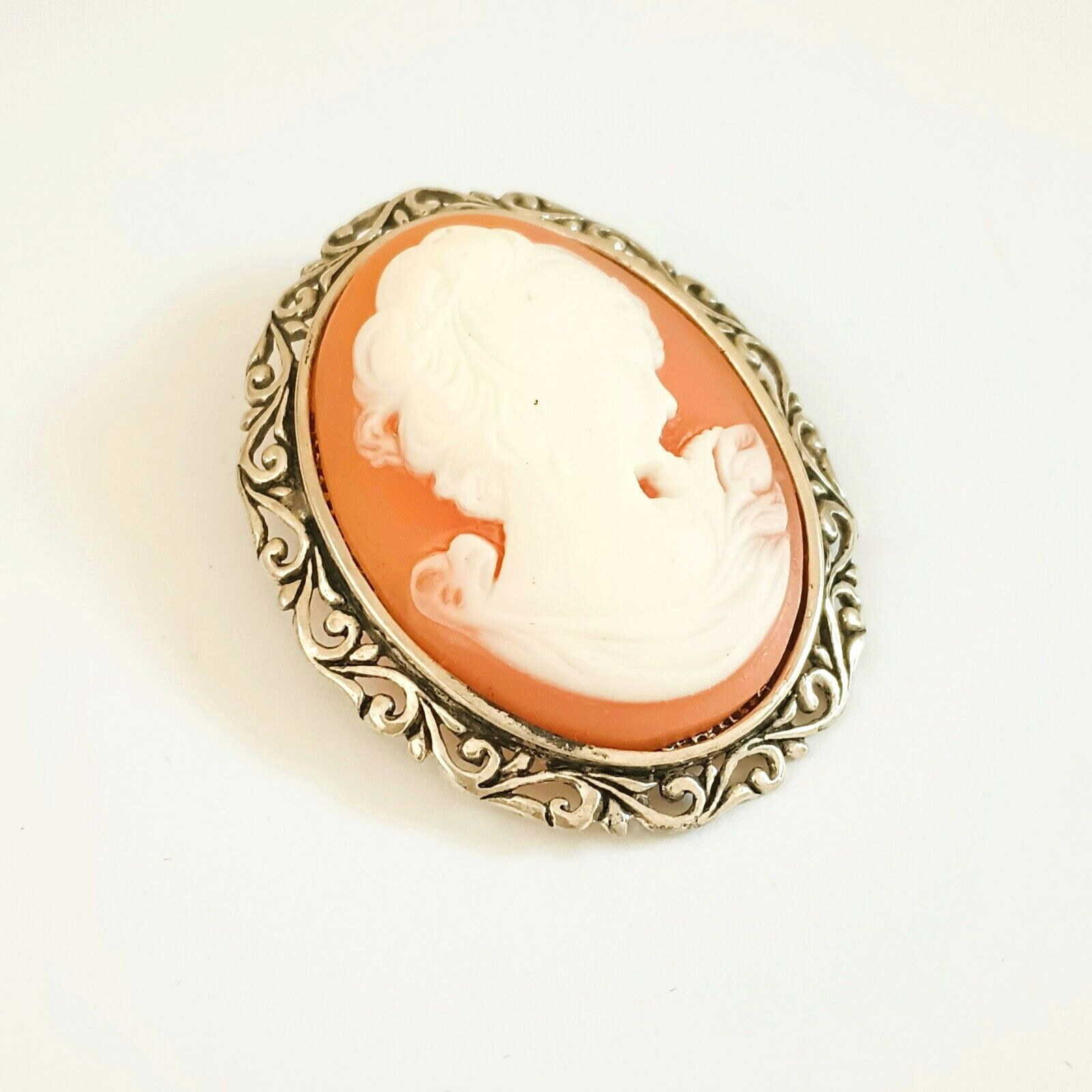 Jezlaine Vintage 925 Cameo Brooch Sterling Silver Scroll Lucite Silhouette Pin
