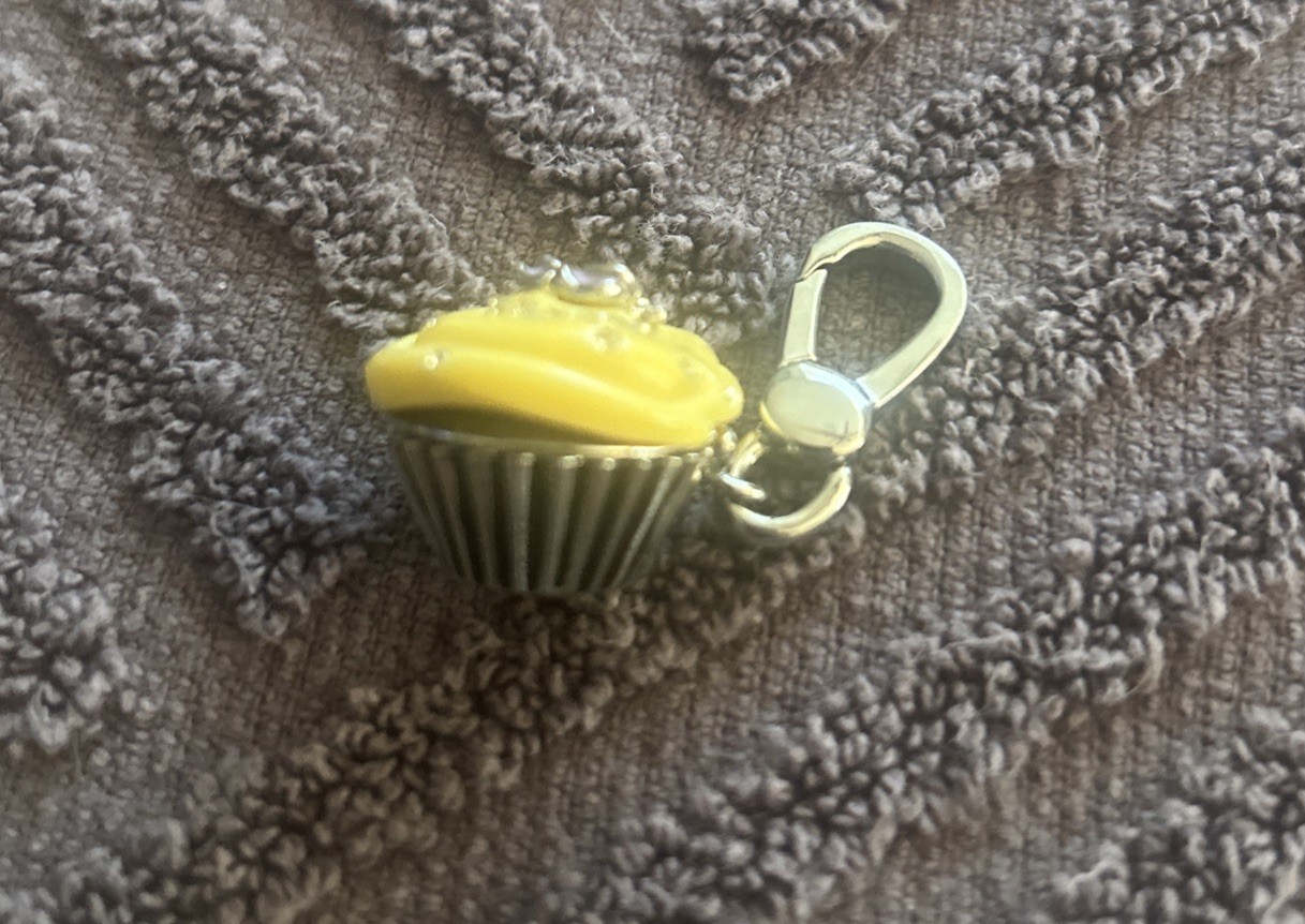 JUICY COUTURE 2009 Yellow Cupcake Charm Silver Lobster Clasp
