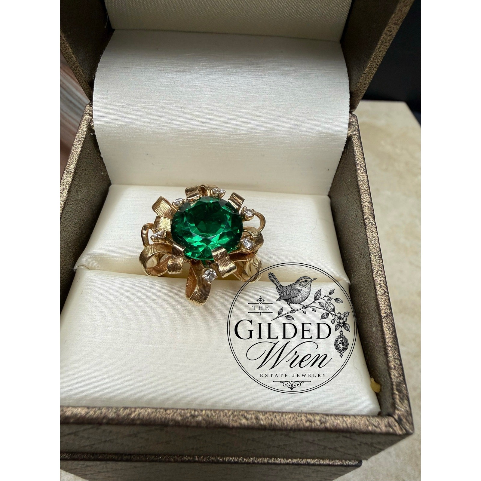 Vintage 14K Gold Hollywood Regency Ribbon Ring | Simulated Emerald 9.28g Sz 6.5