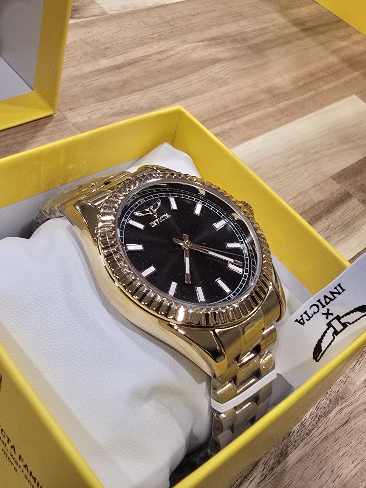 Invicta Specialty I by Invicta Men’s Watch – 40mm 69006 Gold W/Black Dial New!!
